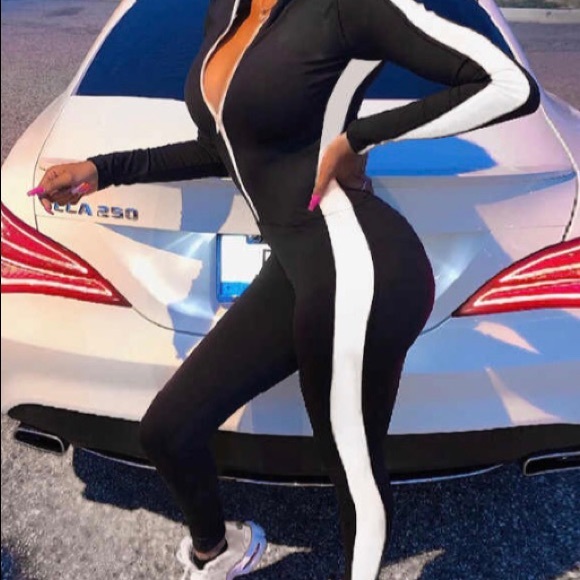 Fitness Jumpsuit Romper - Picture 3 of 5